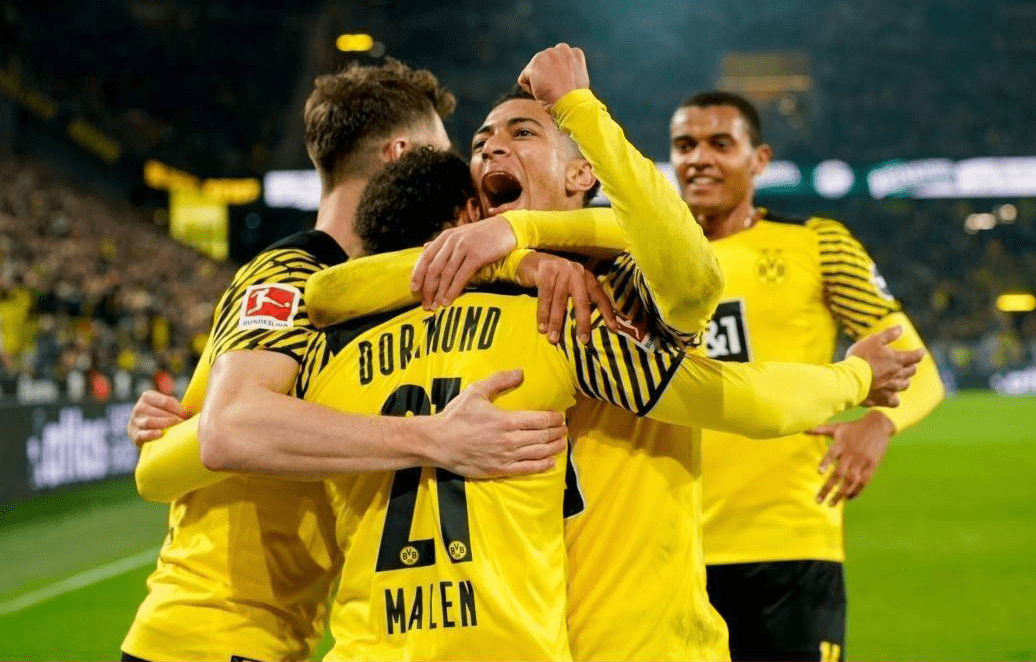 包含斯图加特主场一球小胜，稳固在中游位置的词条