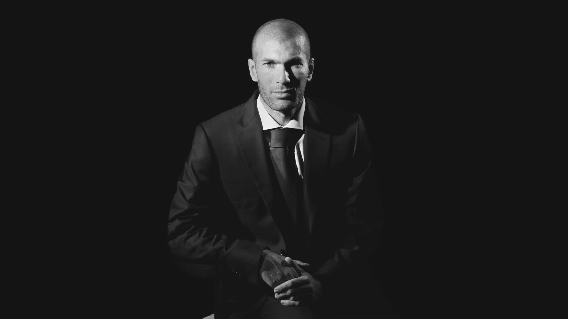 1.当篮球遇见足球，那一夜，萨拉赫在NBA的舞台上投进制胜一球（悬念感强，跨界冲突明显）
